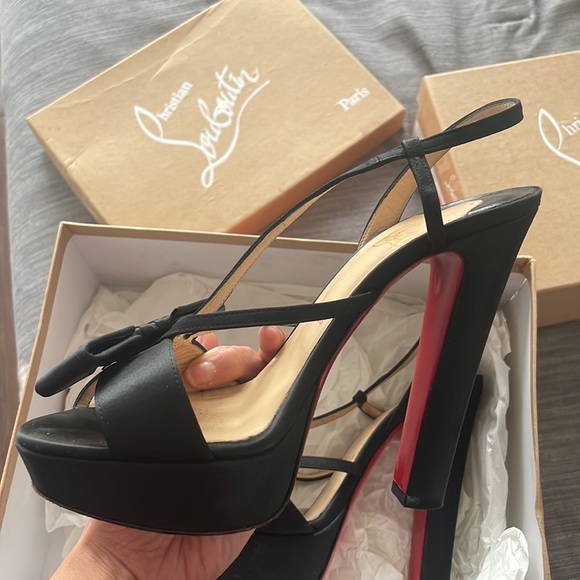 Christian Louboutin Paris - Picture 2 of 13